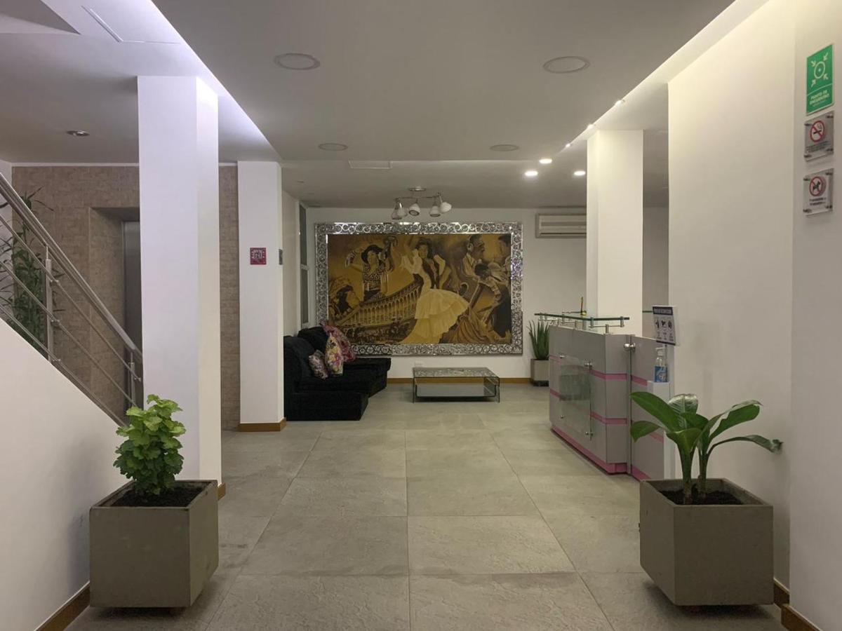Hotel San Antonio Plaza Кали Екстериор снимка